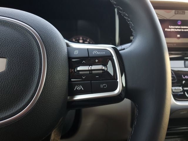Used 2023 Kia Sorento S FWD image 24