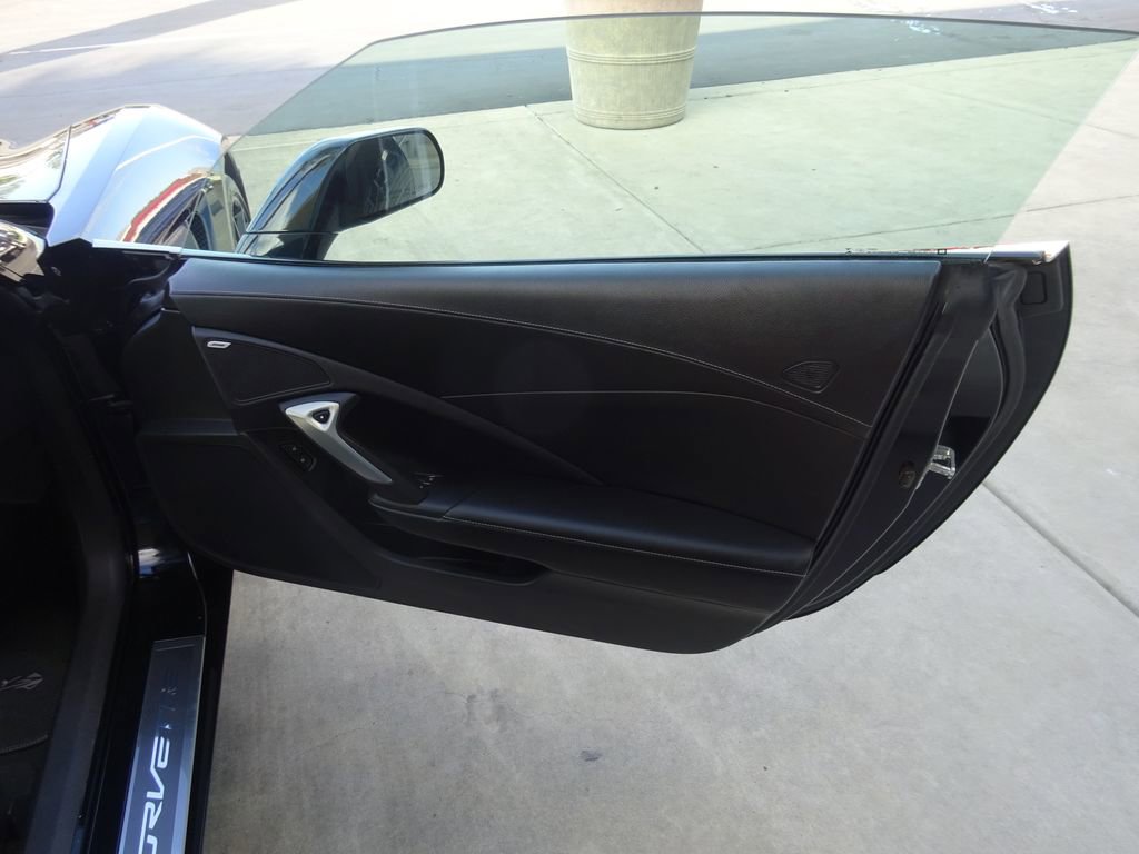 Used 2019 Chevrolet Corvette Stingray Coupe w/ Battery Protection Package image 25