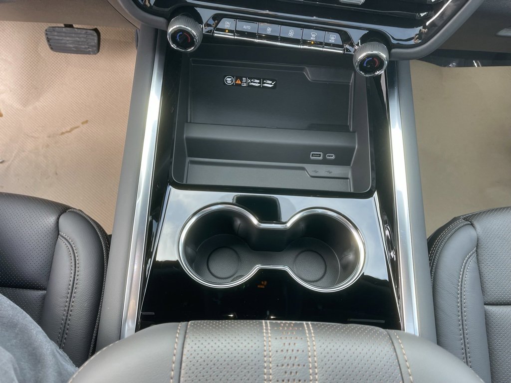 New 2026 Chevrolet Tahoe High Country image 19