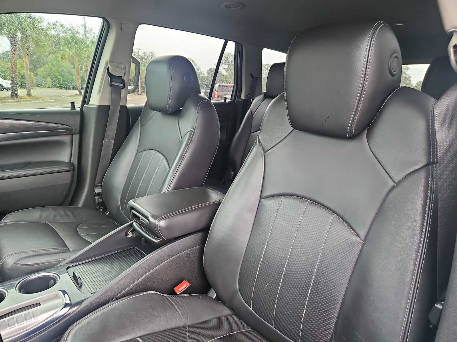 Used 2017 Buick Enclave Leather w/ Trailering Package FWD image 13