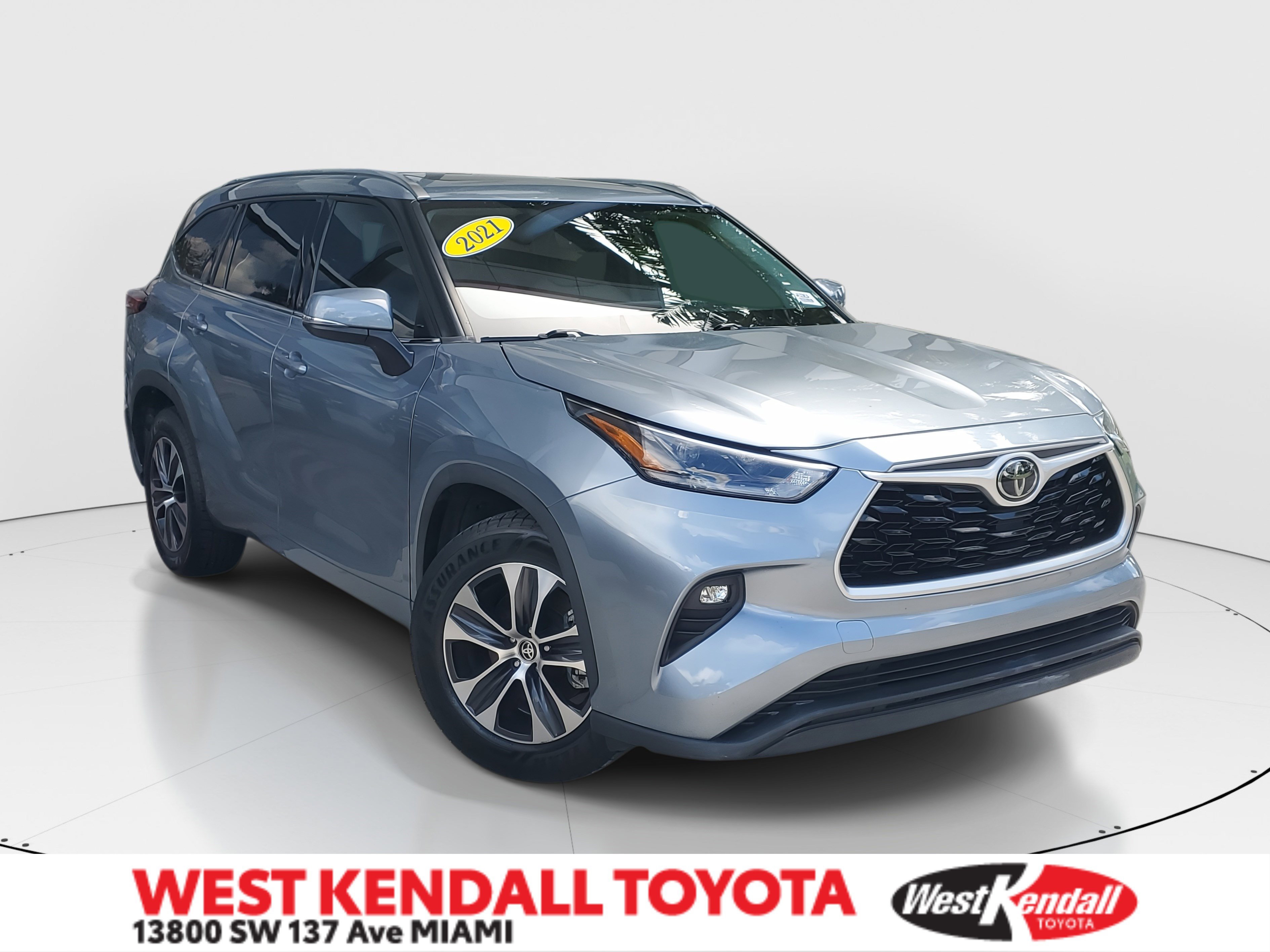 Used 2021 Toyota Highlander XLE