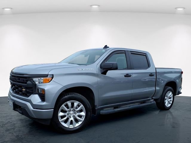 Used 2024 Chevrolet Silverado 1500 Custom image 2