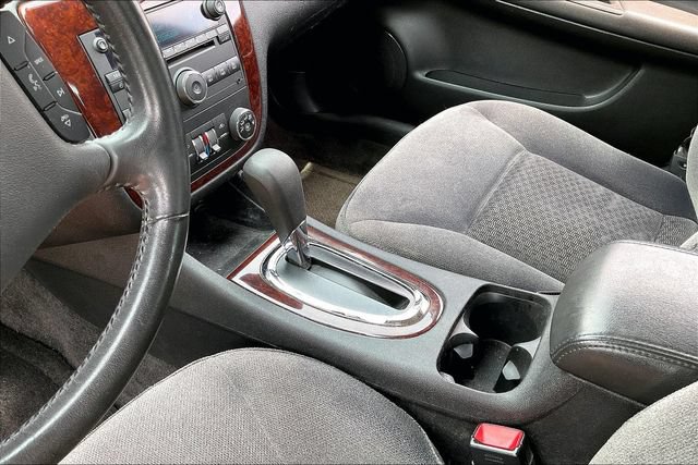 Used 2011 Chevrolet Impala LT FWD image 12