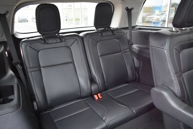 Used 2025 Lincoln Aviator Reserve w/ Equipment Group 201A AWD/4WD image 52