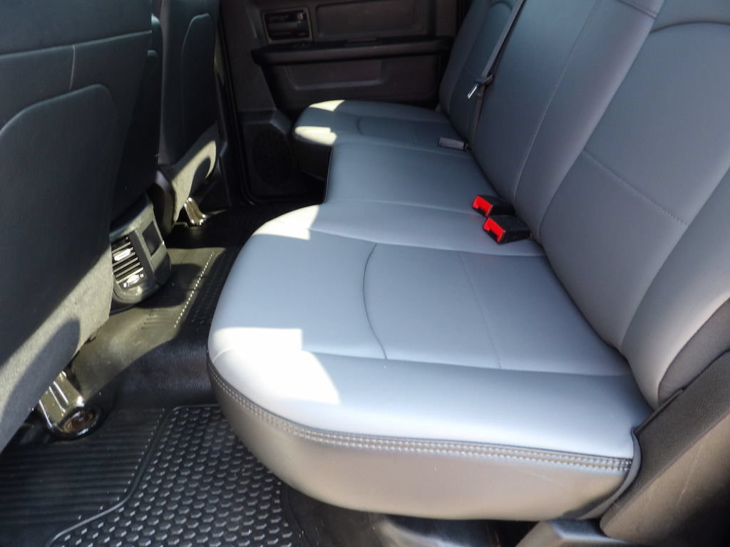 Used 2022 RAM 3500 Tradesman w/ Chrome Appearance Group AWD/4WD image 32