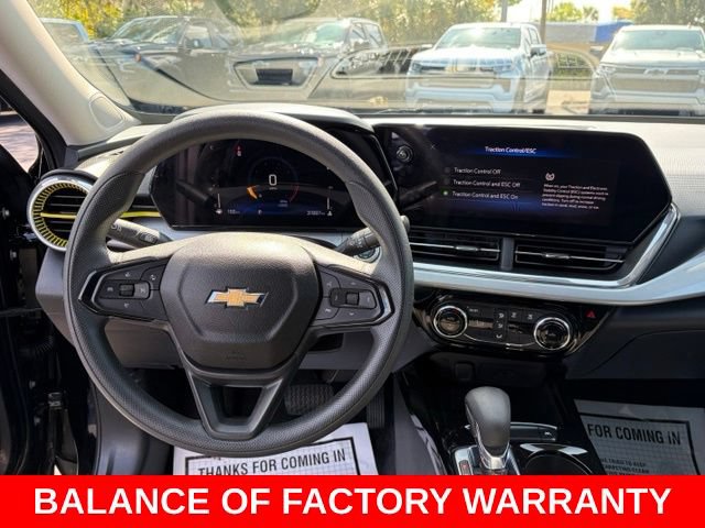 Used 2024 Chevrolet Trax LT FWD image 17
