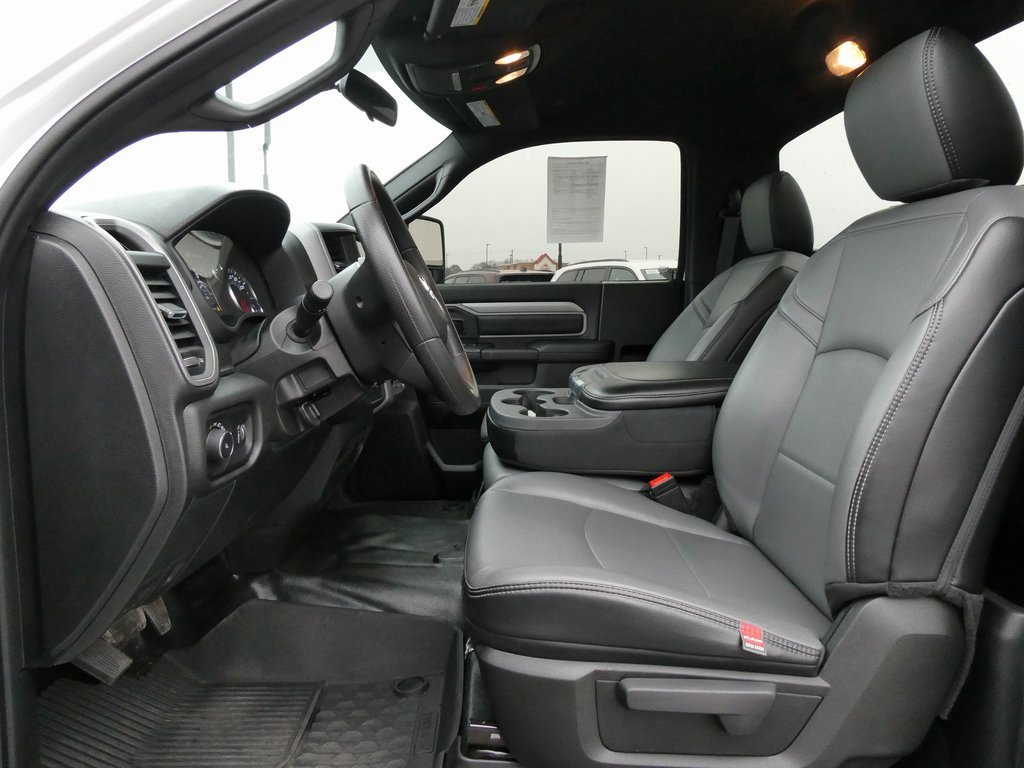 Used 2024 RAM 3500 Tradesman image 18