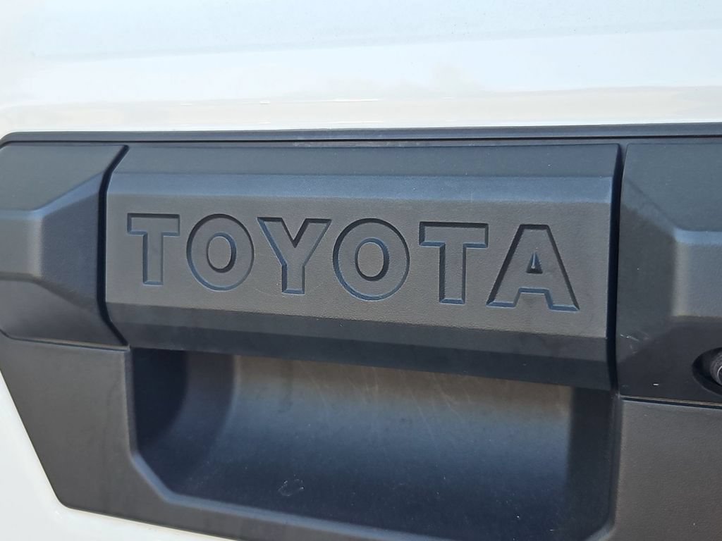 Used 2024 Toyota Tacoma TRD Off-Road AWD/4WD image 25