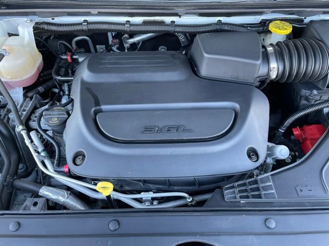 Used 2023 Chrysler Pacifica Touring-L FWD image 33