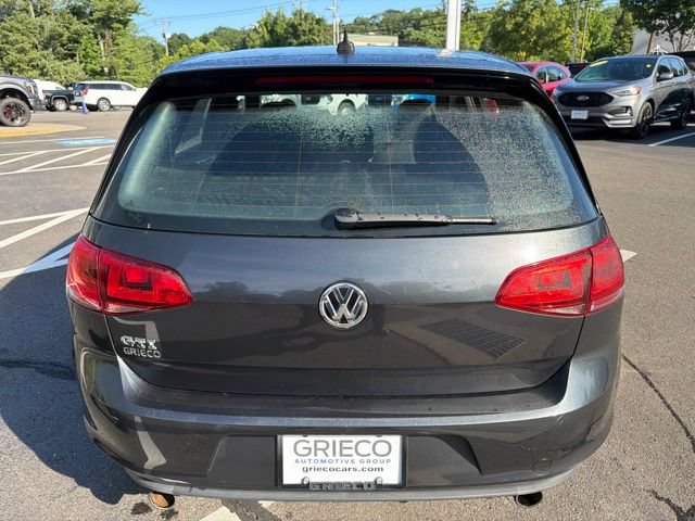 Used 2017 Volkswagen Golf 4-Door FWD image 2