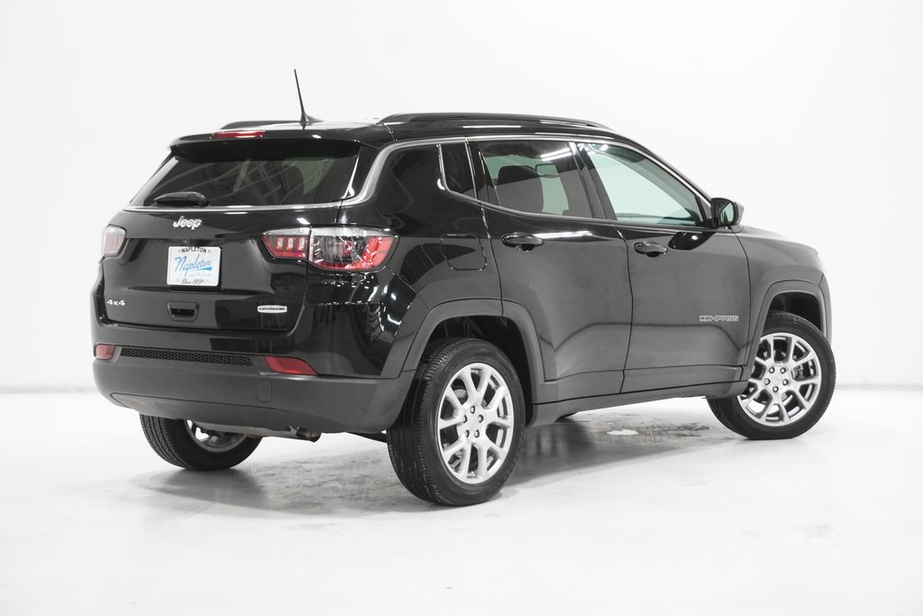 Used 2022 Jeep Compass Latitude image 7