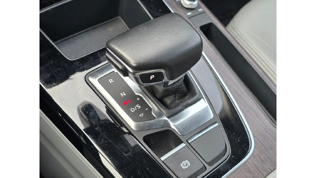 Used 2023 Audi Q5 2.0T Premium AWD/4WD image 33