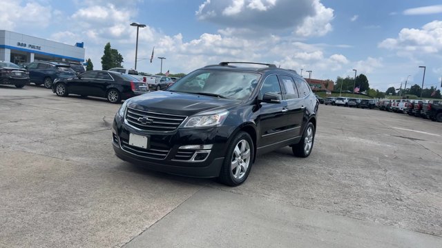 Used 2017 Chevrolet Traverse Premier FWD image 4