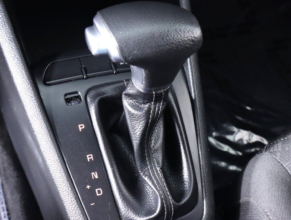 Used 2019 Kia Rio S FWD image 26