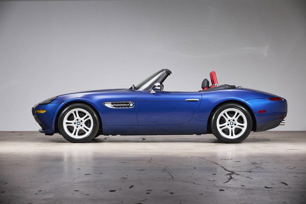 Used 2002 BMW Z8 image 25