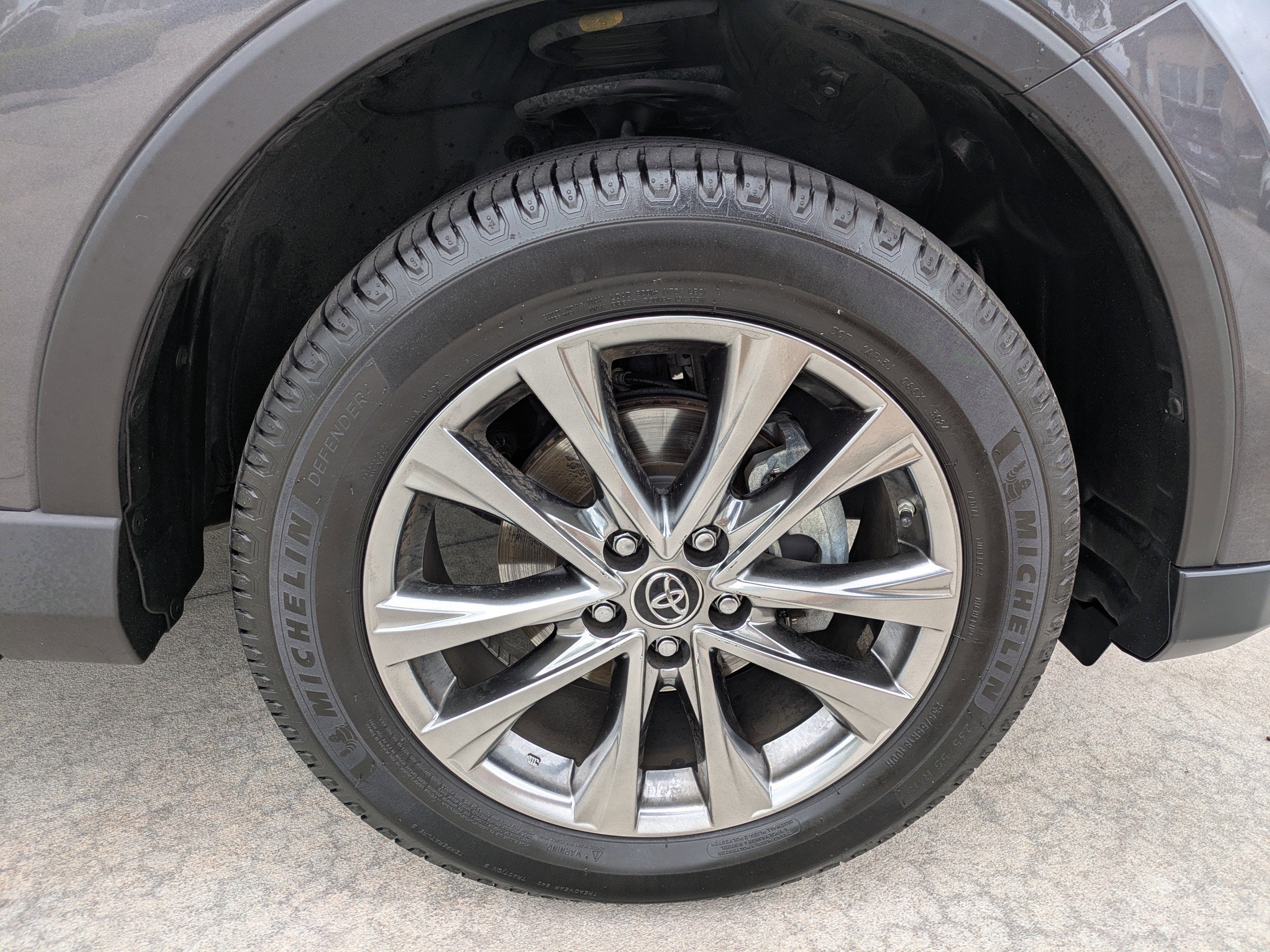 Used 2018 Toyota RAV4 Limited FWD image 8