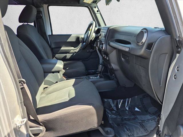 Used 2016 Jeep Wrangler Unlimited Sport AWD/4WD image 18