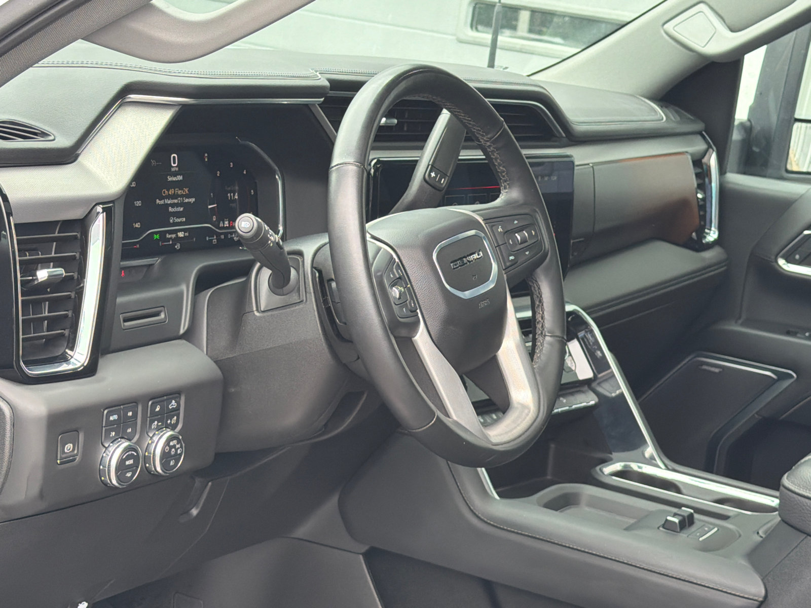 Used 2024 GMC Sierra 3500 Denali AWD/4WD image 19