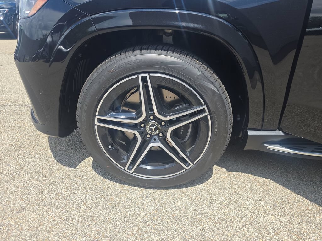 New 2026 Mercedes-Benz GLS 450 4MATIC image 27