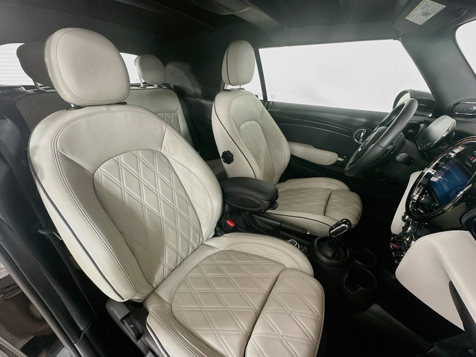 Certified 2024 MINI Cooper S FWD image 42