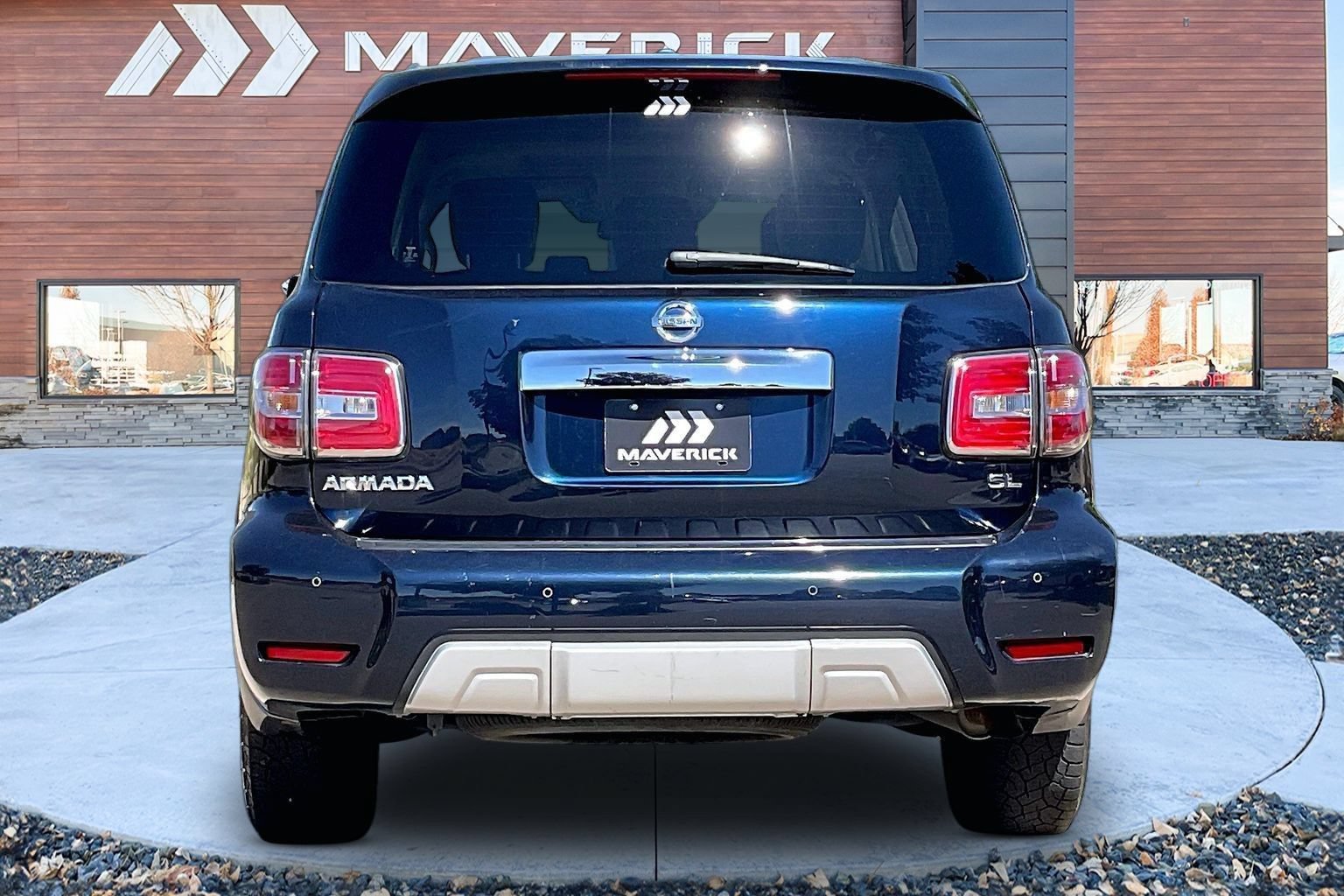 Used 2018 Nissan Armada SL w/ Moonroof Package AWD/4WD image 6