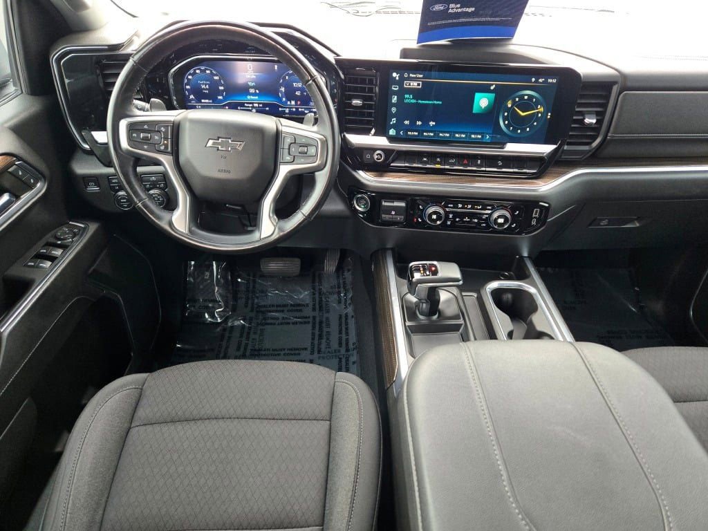 Used 2023 Chevrolet Silverado 1500 RST image 20