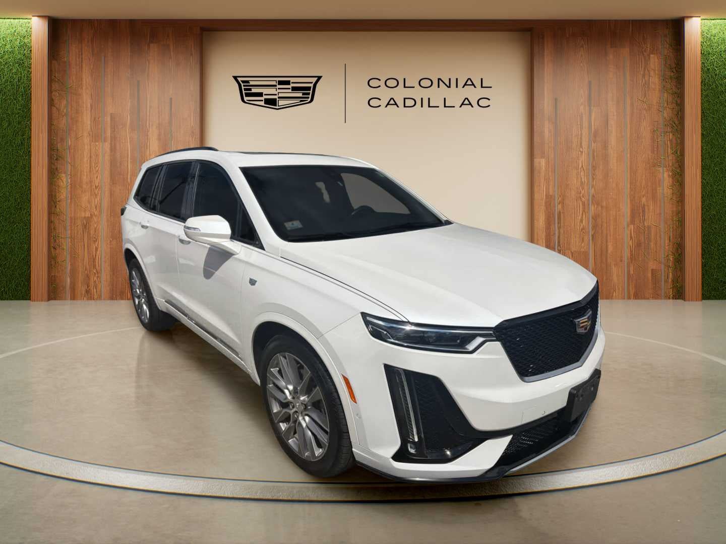 Used 2020 Cadillac XT6 Sport w/ Platinum Package AWD/4WD image 3