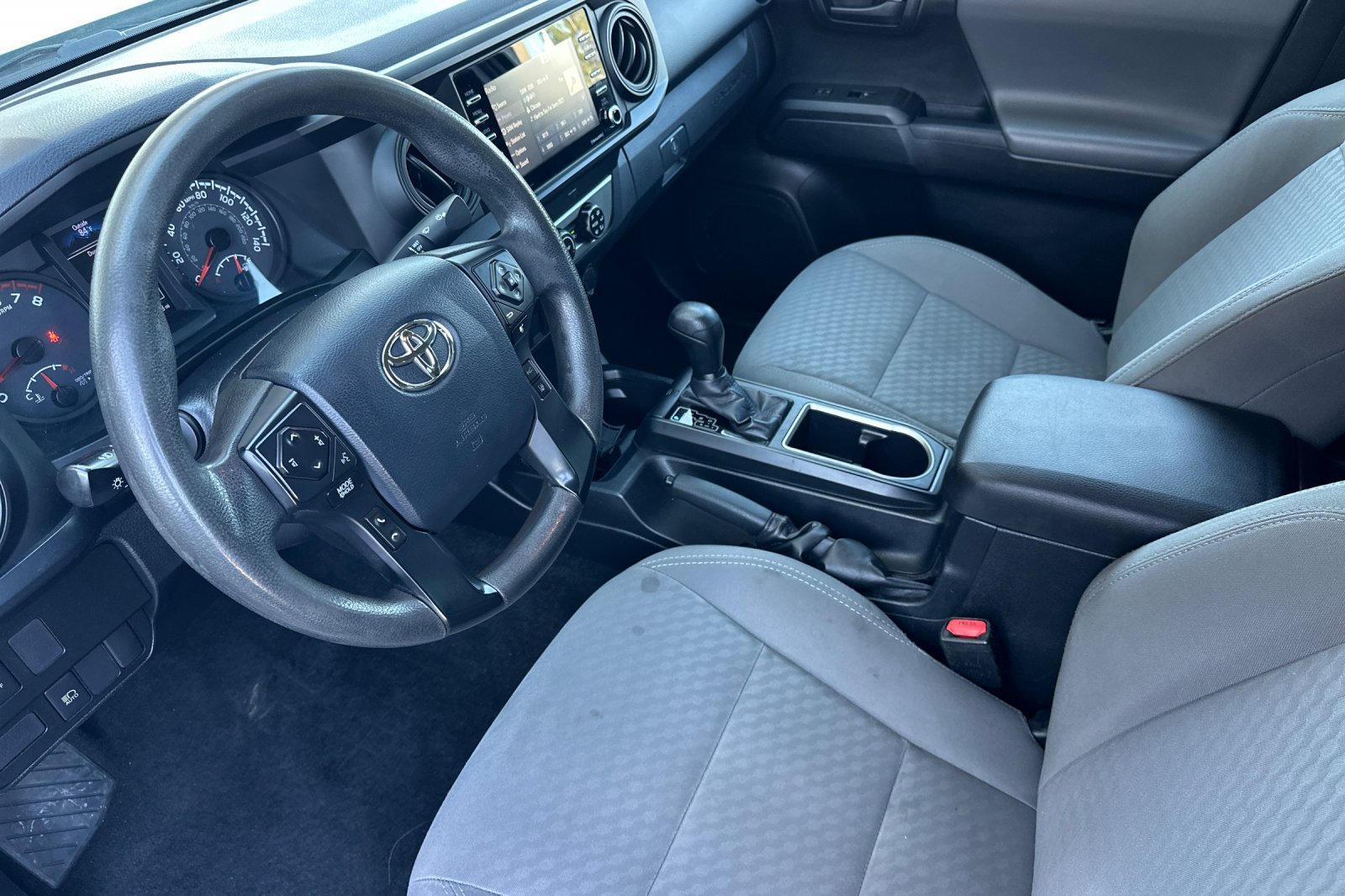 Used 2020 Toyota Tacoma SR RWD image 9