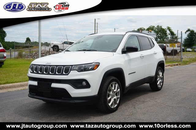 Used 2022 Jeep Compass Latitude AWD/4WD image 7