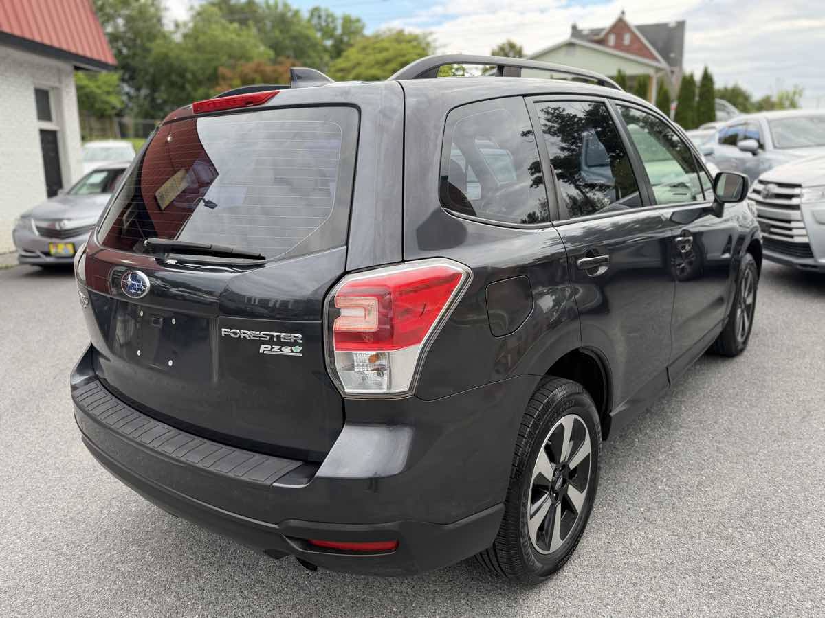 Used 2017 Subaru Forester 2.5i w/ Alloy Wheel Package AWD/4WD image 7