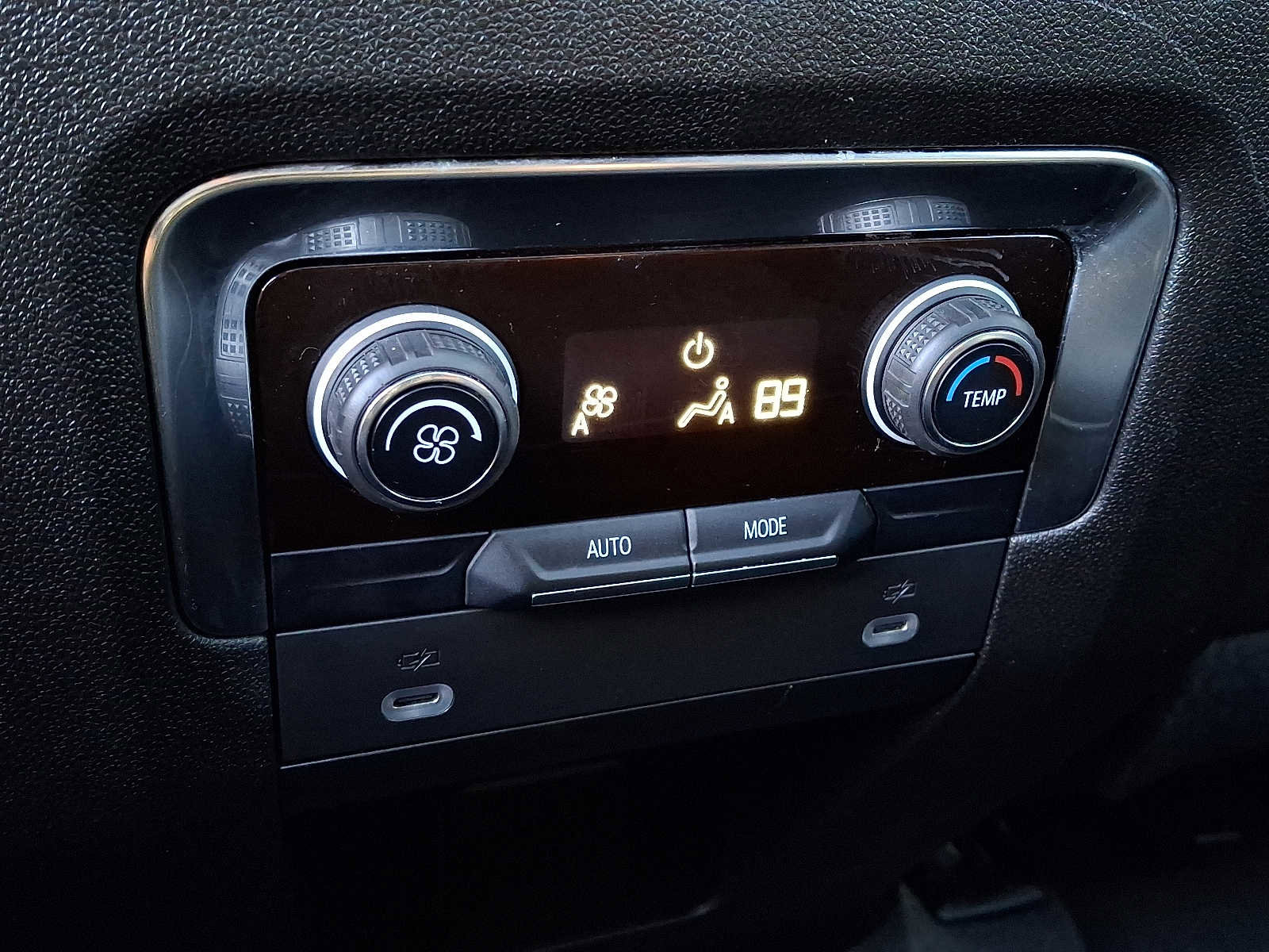 Used 2023 Chevrolet Tahoe RST image 12