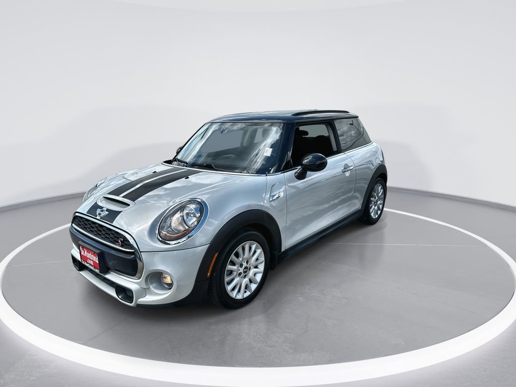 Used 2015 MINI Cooper S image 4