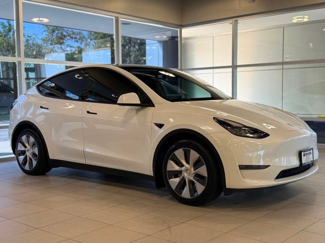 Used 2022 Tesla Model Y Long Range AWD/4WD image 6