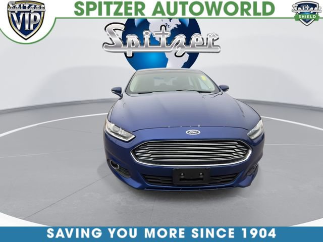 Used 2016 Ford Fusion SE w/ Equipment Group 201A FWD image 3