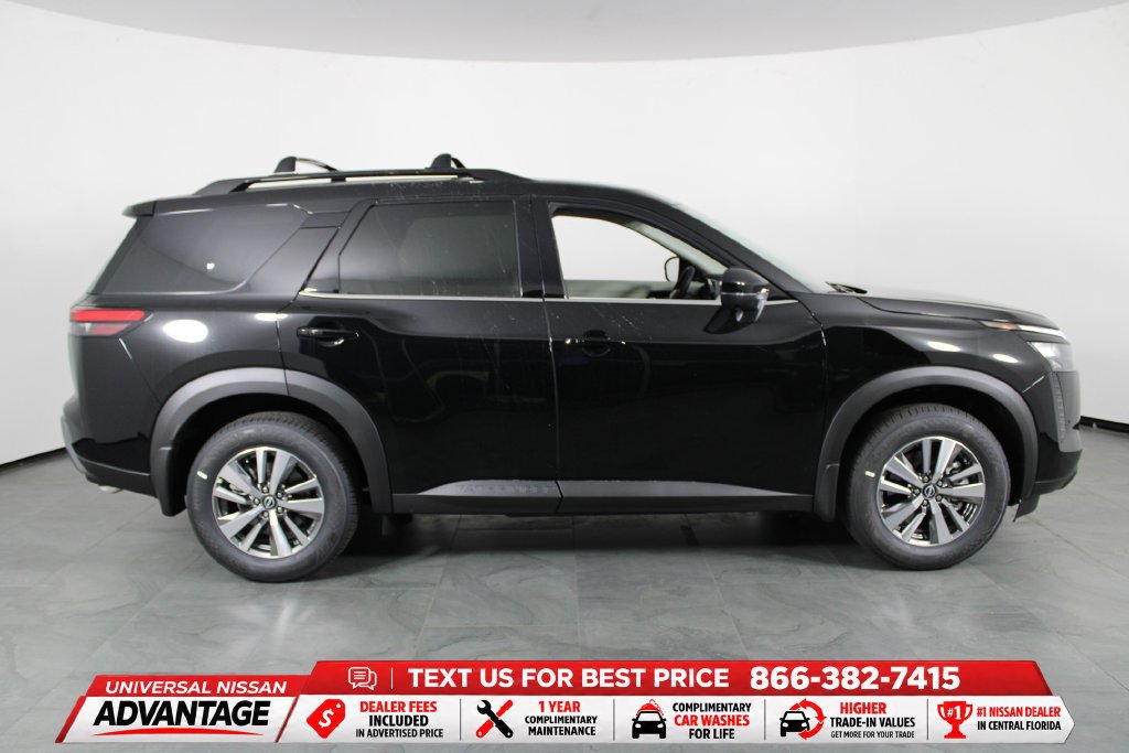 New 2026 Nissan Pathfinder SL FWD image 12