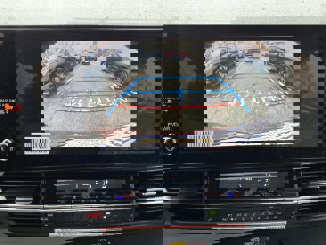 New 2026 Toyota Sienna XLE image 9