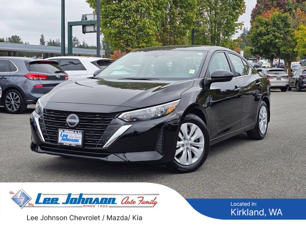 Used 2025 Nissan Sentra S FWD image 1