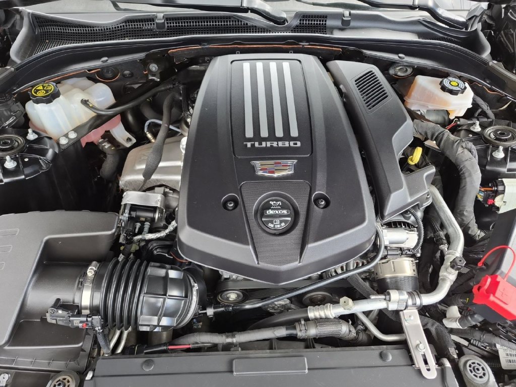 Certified 2023 Cadillac CT4 Premium Luxury RWD image 21
