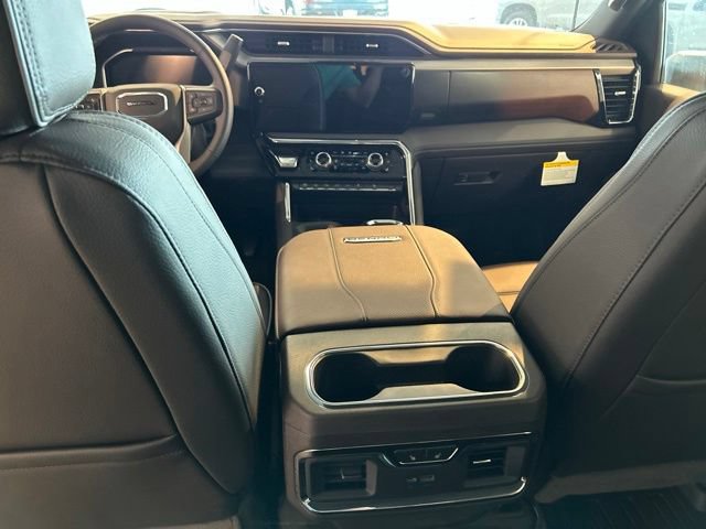 New 2026 GMC Sierra 2500 Denali w/ Denali Reserve Package AWD/4WD image 8