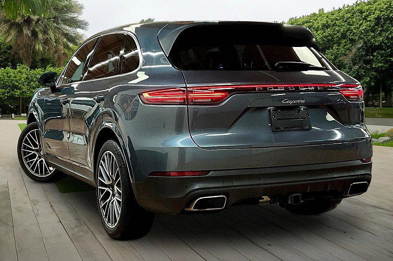 Used 2019 Porsche Cayenne AWD/4WD image 12