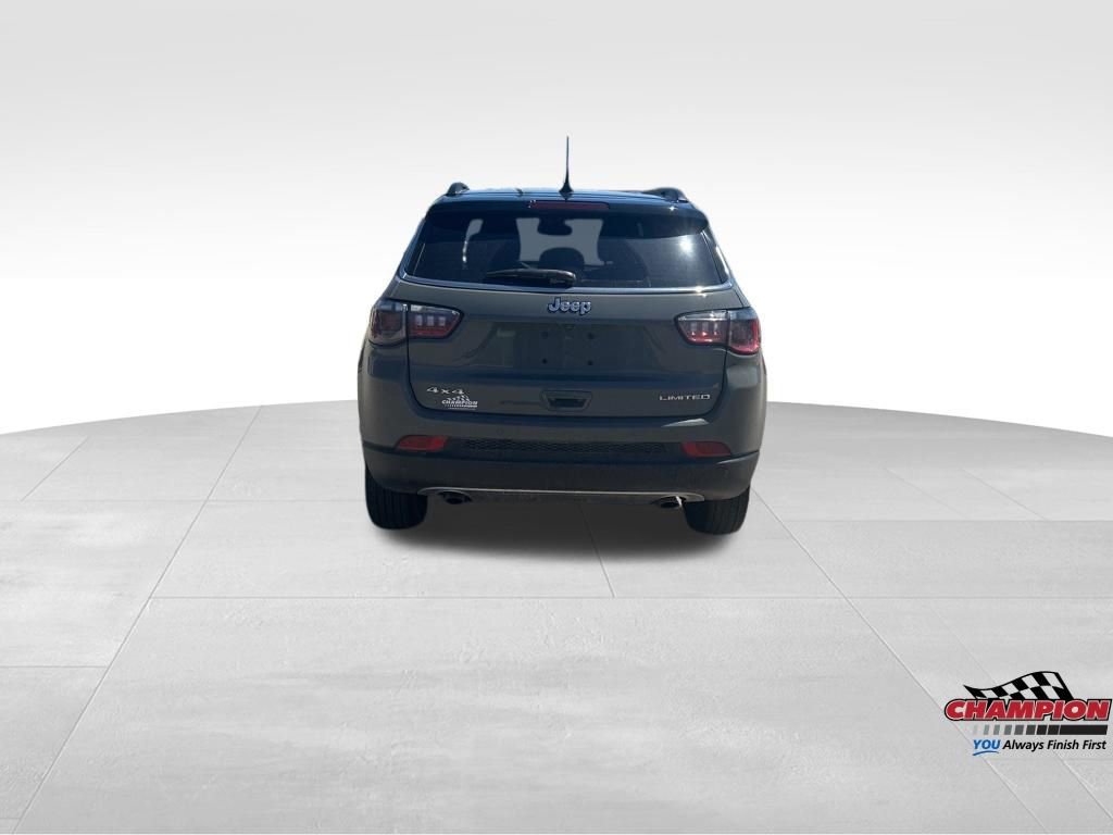 Used 2023 Jeep Compass Limited image 4