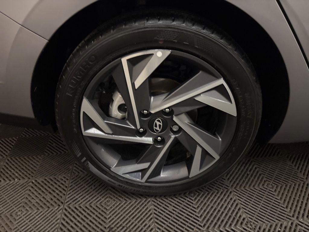 New 2025 Hyundai Elantra Sport image 26