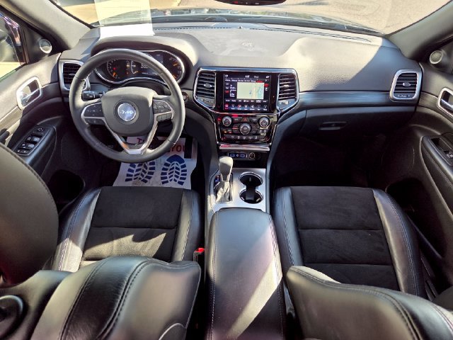 Used 2019 Jeep Grand Cherokee Altitude AWD/4WD image 9