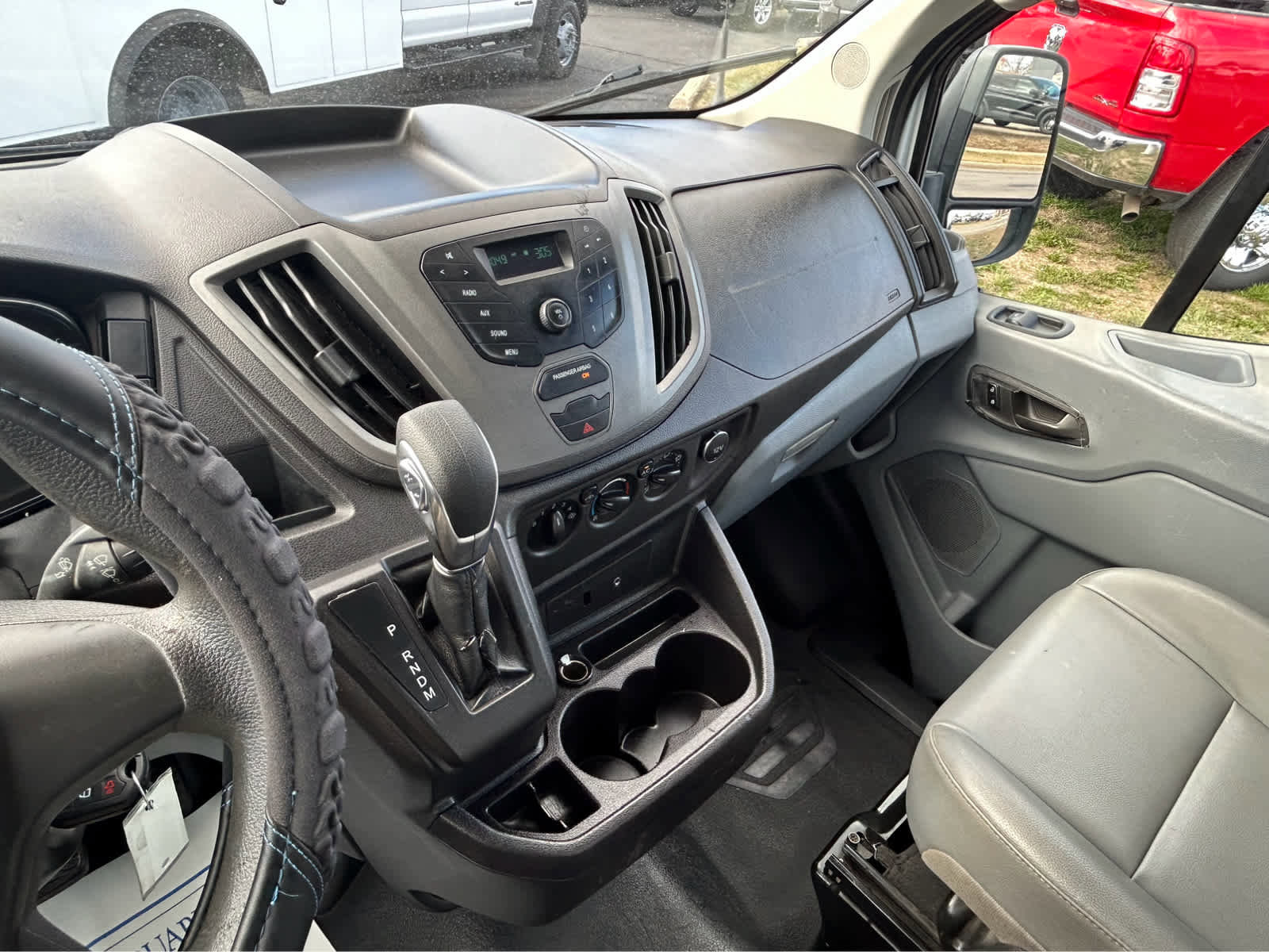 Used 2016 Ford Transit 250 130 Medium Roof image 23