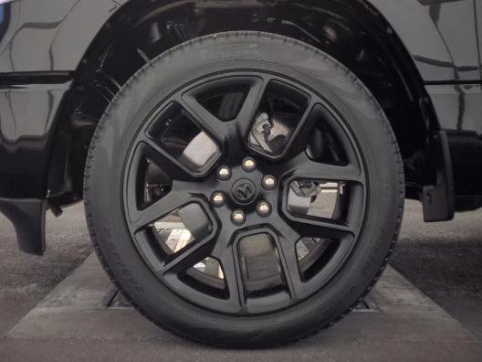 Used 2023 RAM 1500 Laramie image 8