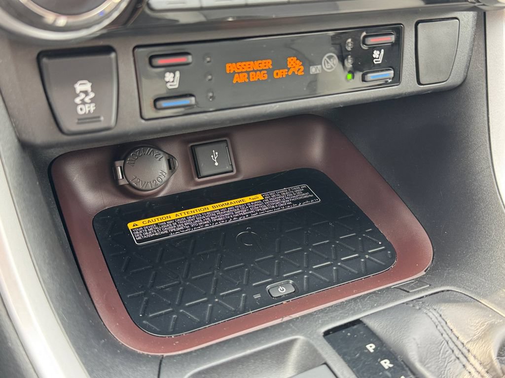 Certified 2021 Toyota RAV4 Limited AWD/4WD image 24