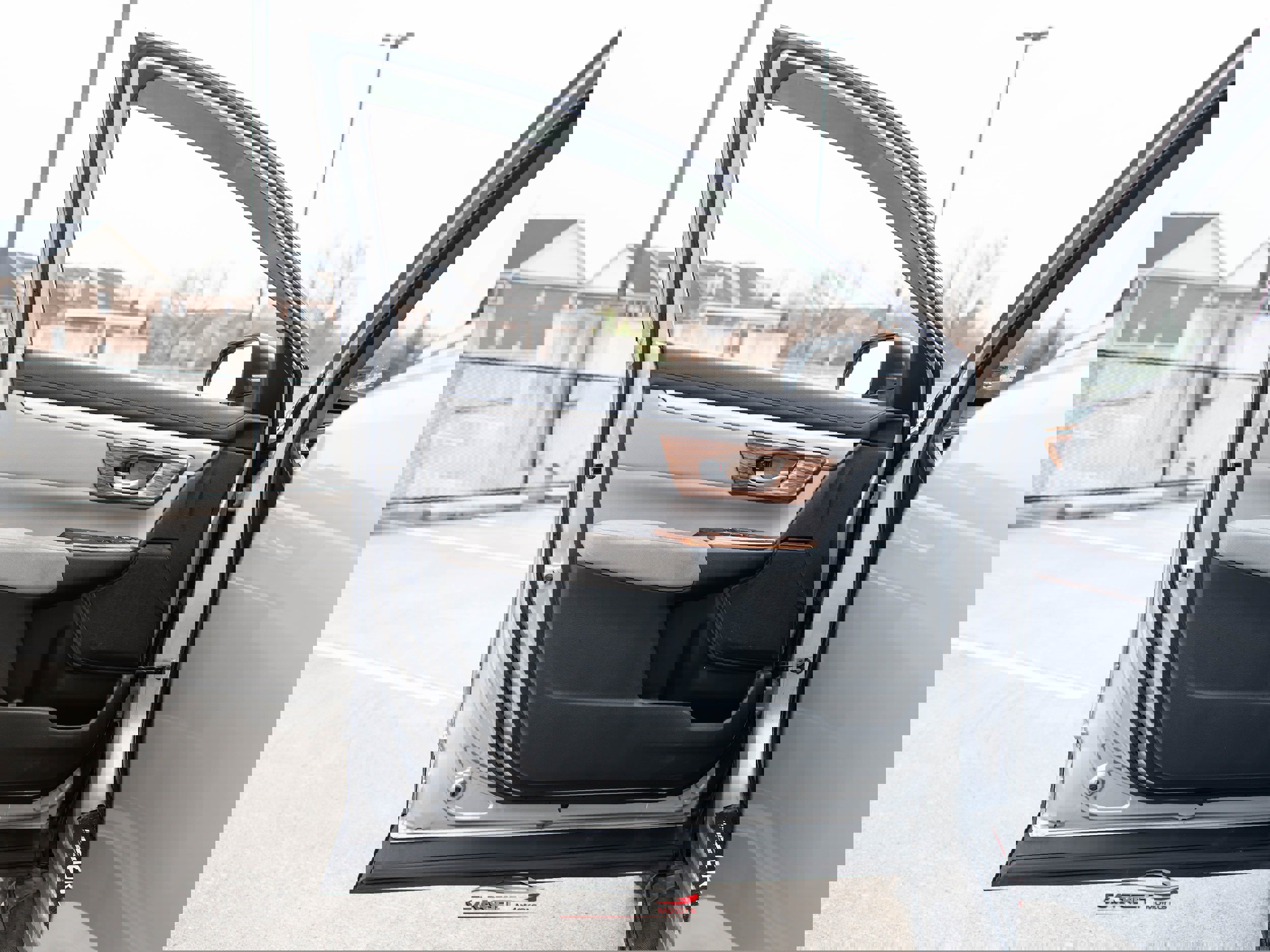 Used 2019 Honda CR-V LX image 38