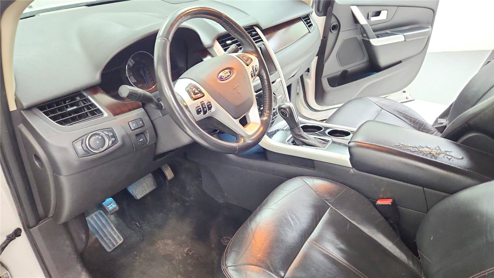 Used 2011 Ford Edge Limited w/ 302A Rapid Spec Order Code FWD image 13
