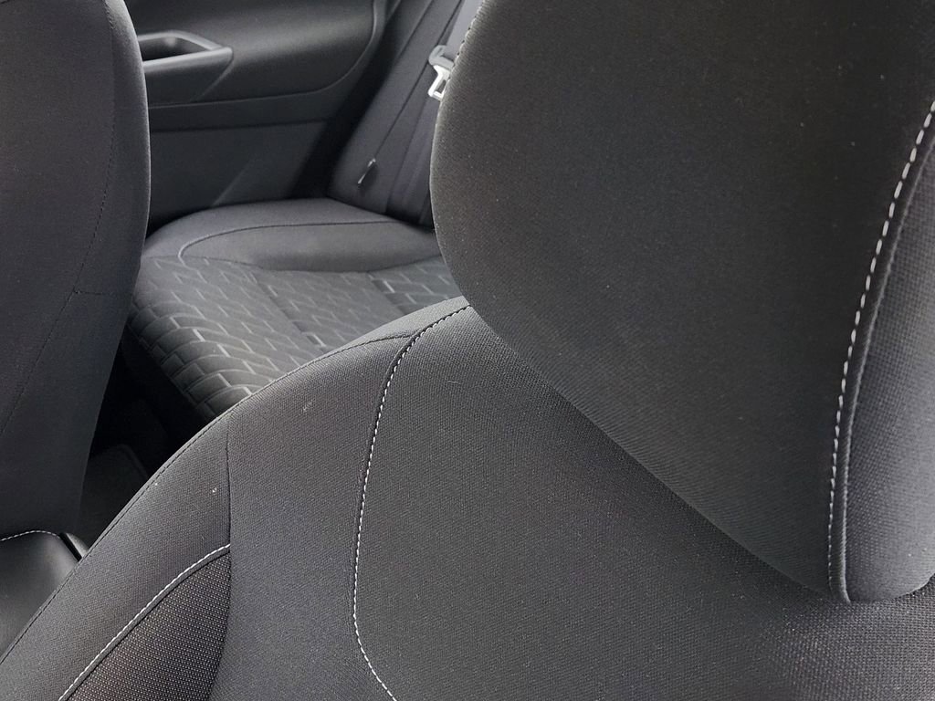 Used 2023 Nissan Kicks SV image 15