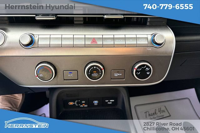 Certified 2025 Hyundai Kona SE AWD/4WD image 20